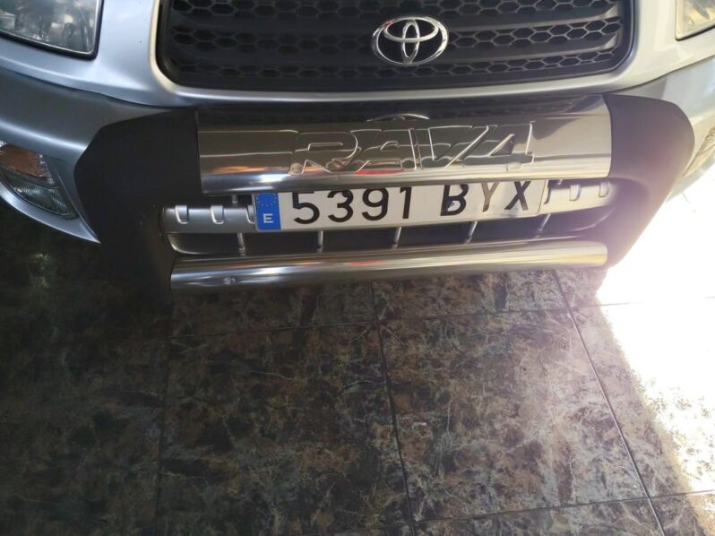 TOYOTA RAV4 1.8 V-VTI 125CV lleno