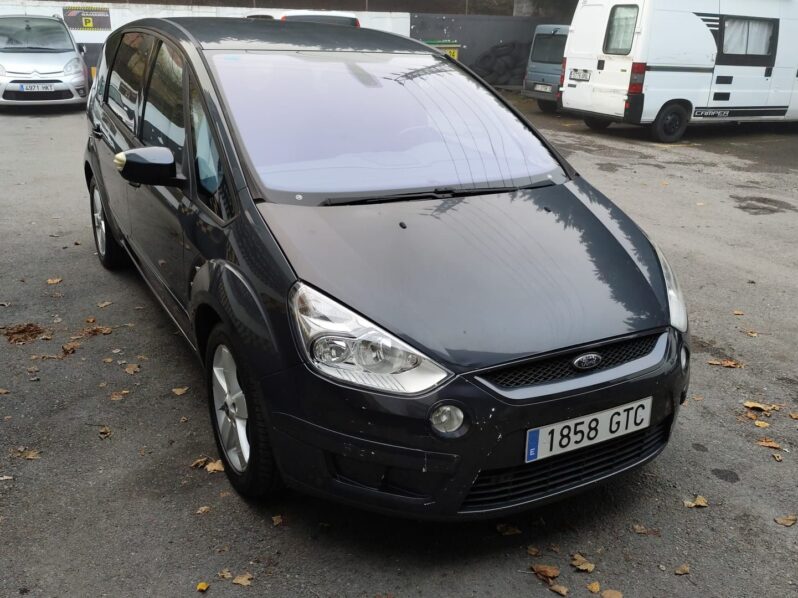 FORD S-MAX 2.0 TDCI TITANIUM 140CV lleno