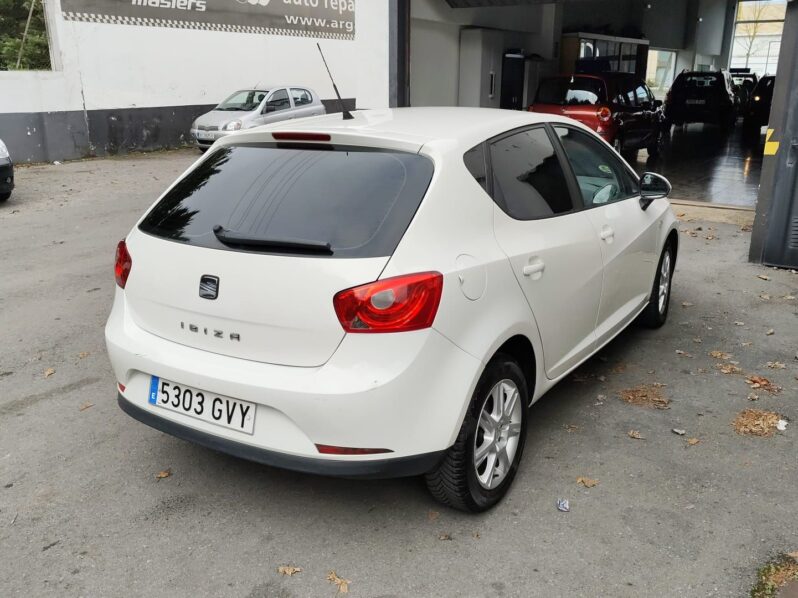 SEAT IBIZA1.6 TDI STYLE 90CV lleno